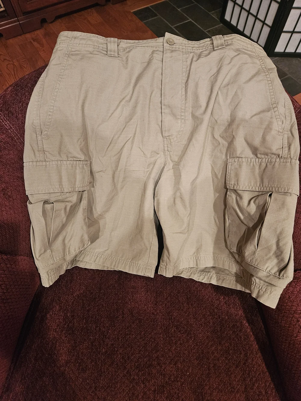 J. Crew Men's Cargo Shorts - Light Khaki Preowned